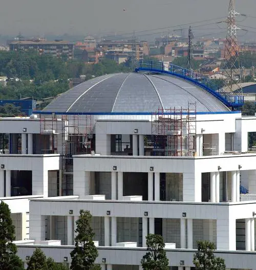 Piramide con vista per il caro estinto