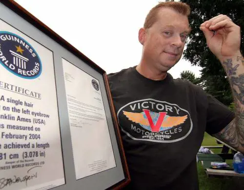 Parigi, ronde per danneggiare i «fuoristrada»