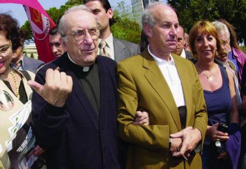 Don Gallo: «Oggi voterei scheda bianca»