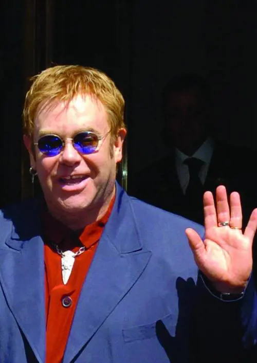 Rebus stadio e villaggio a Rogoredo