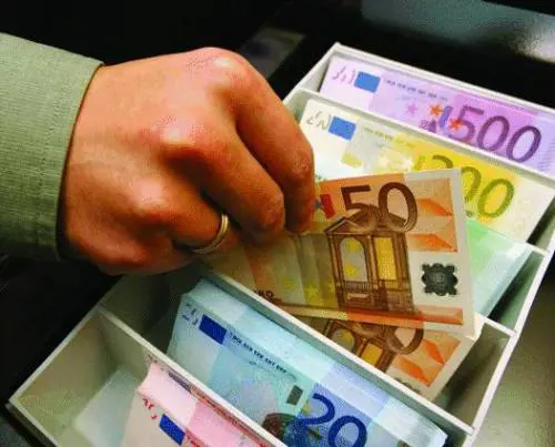 Svelata maxi truffa ai risparmiatori