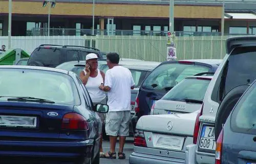 «Scherzi» telefonici ai carabinieri Due ragazzi finiscono nei guai