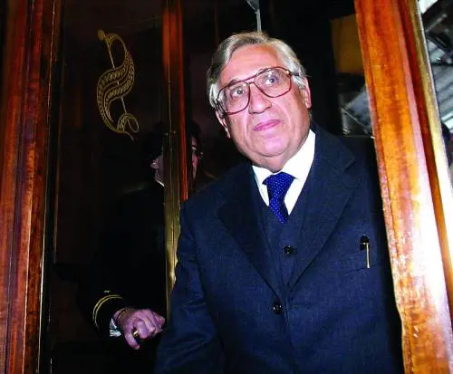 Cane muore dal dolore subito dopo la padrona