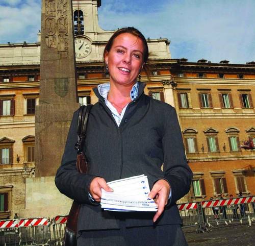 Sarà un laico a organizzare i viaggi del Papa