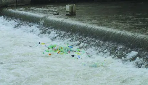 Permessi falsi, preso il banchiere cinese