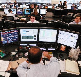 Il nuovo Psi al bivio tra i poli: via al congresso delle scelte
