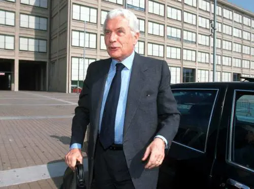 Ma Casini a pranzo frena sulla par condicio