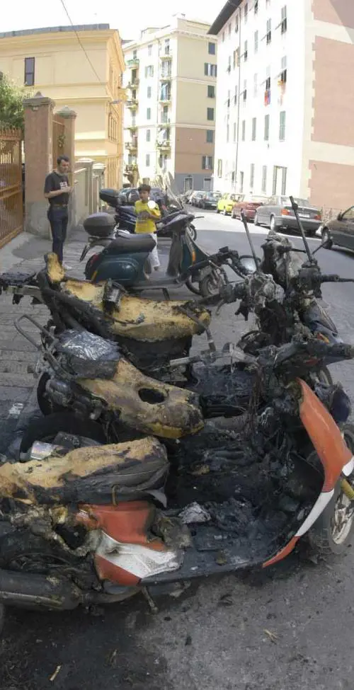 Piromani scatenati, partono le ronde