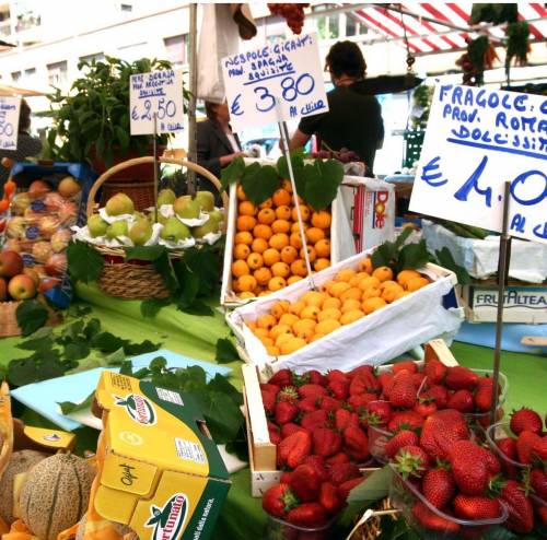 Alimentari in calo Scuola più cara