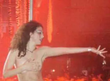 Ai night più ballerine che clienti