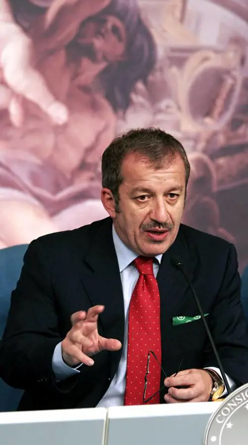 Contro il racket dei lavavetri Veltroni non segue Cofferati