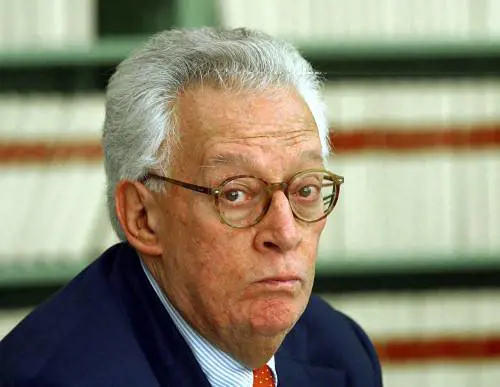 La stretta Bce si avvicina: euro a quota 1,19