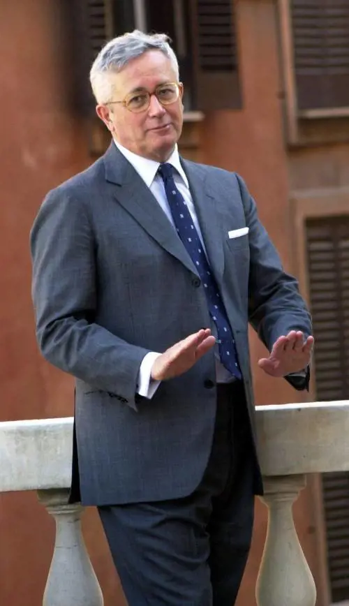 Alla convention Follini non si fa vedere