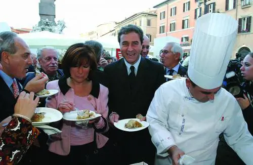 «Va ridotto il peso dellEni nel gas»