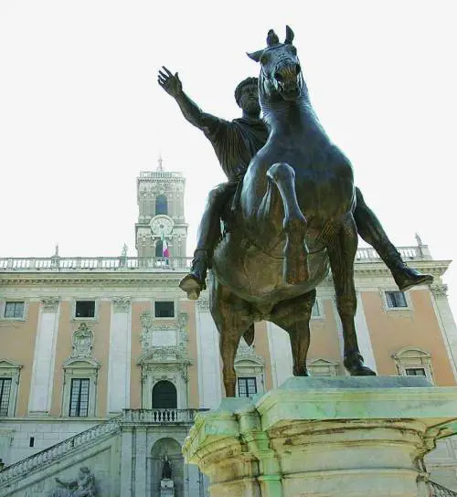 Decoder, indagine dellAntitrust sul premier