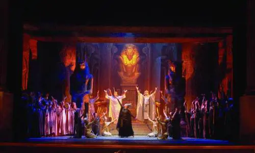 Una sontuosa «Aida» con lestro di Zeffirelli
