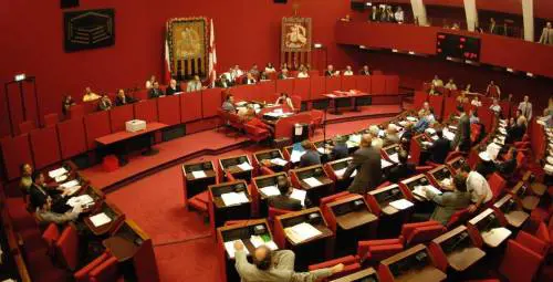 Il bilancio «varia», le spese no