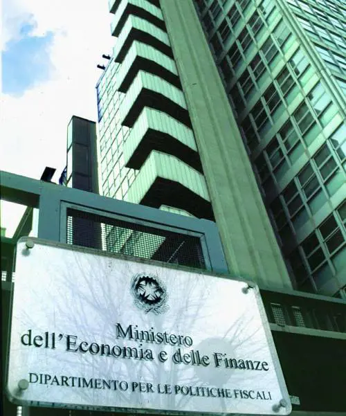 Sul palco Ramazzotti e Fiorello Bonolis è il grande assente