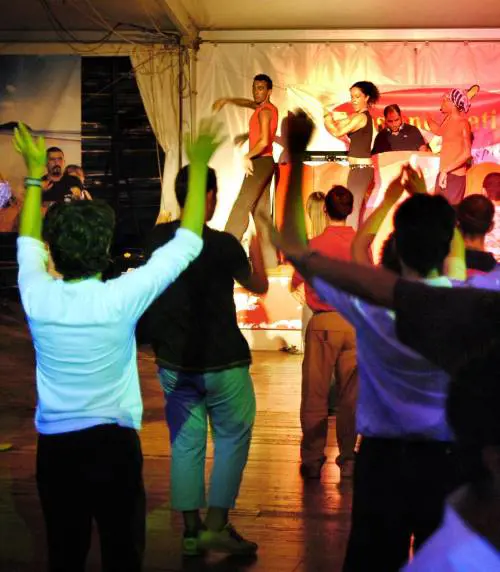 I sudamericani fanno troppo rumore Pagano i genovesi