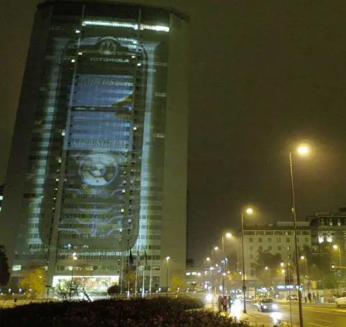 Sale il fatturato ma scende lutile