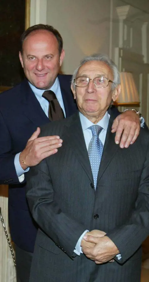 In 83 si buttano nellarena