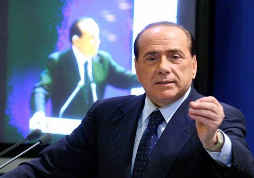 Per fuggire speronano la «gazzella»