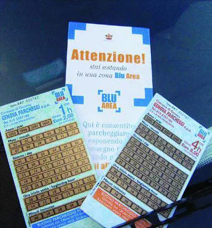 Zone blu, chi cambia auto paga venti euro
