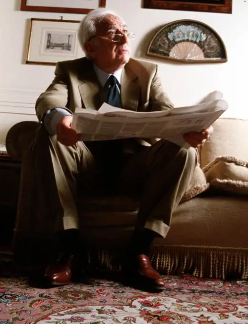 Bossi: «Ora vogliamo il federalismo fiscale»