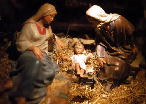 In viaggio fra tesori darte e gioielli