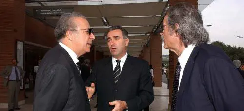Berlusconi: «Enel, intervenga la Ue»