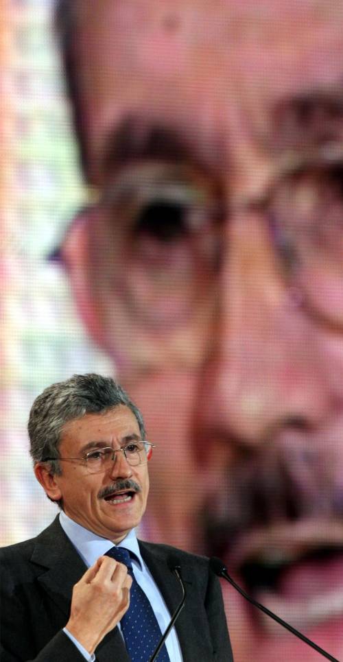 Corano nelle scuole, il cardinale Martino fa subito retromarcia