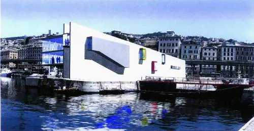 Arriva «Bacinetto» il muro che taglia Porto Antico in due
