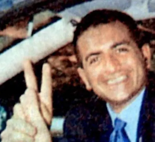 LUnione è unita solo per calpestare un eroe