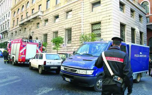 No ai domiciliari, autonomi restano in cella