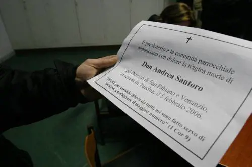 Suri, la figlia di Cruise lultima follia allanagrafe dei Vip