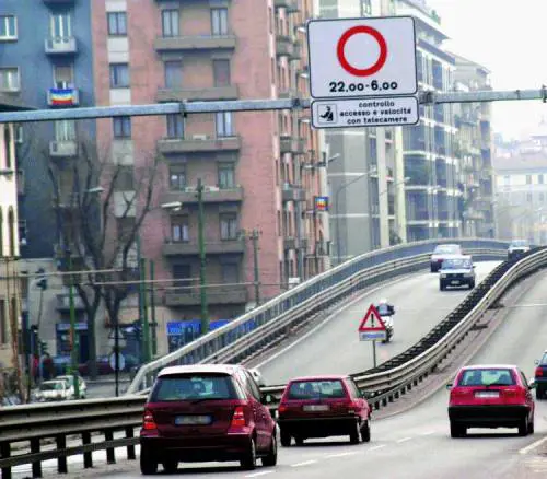 Amore, la pillola del weekend batte quella blu