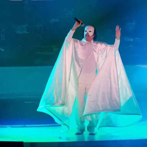 Le parole vuote di una sinistra fuori dalla storia