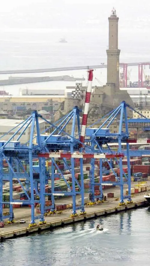 Senza Terzo Valico, moli allo sbando