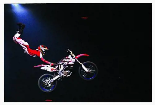 Per Finmeccanica più investimenti e piani despansione