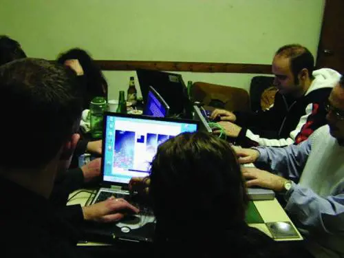 Vendetta a luci rosse del fidanzato tradito