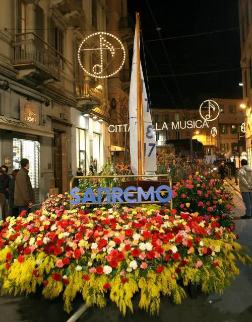 «Niente fiori? È come Napoli senza Vesuvio»