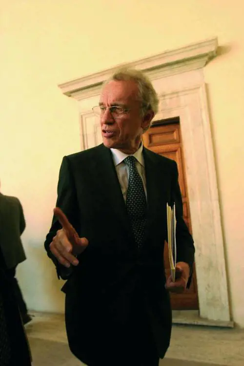 Arrivano i banditi allasta privata: colpo grosso in hotel