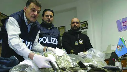 Notti prima degli esami tra microspie e «reality»