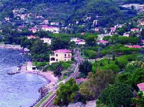 A spasso nei luoghi nascosti della Liguria