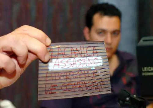 Guerra di risarcimenti in «memoria» di Carlo