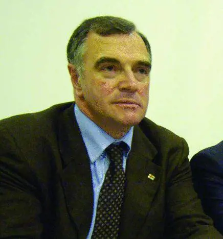 E Levanto toglie la parola allonorevole