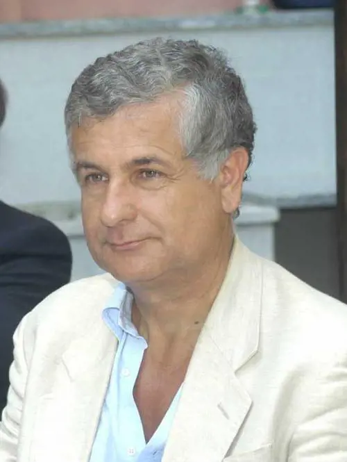 Intervengano Prefetto e Procura