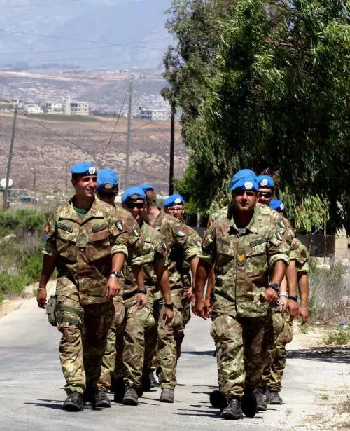 Il tramonto degli arcobaleni della pace