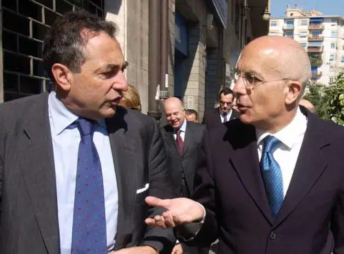 I viaggi di Nan con i colleghi smemorati