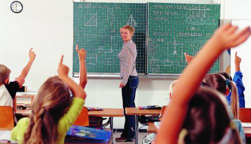 Scuola: mancano all’appello mille maestre
